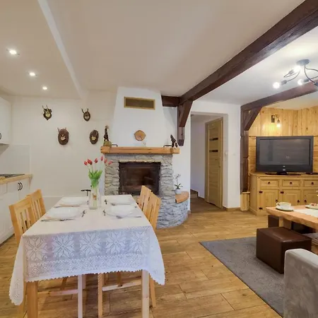 Maja Appartement *